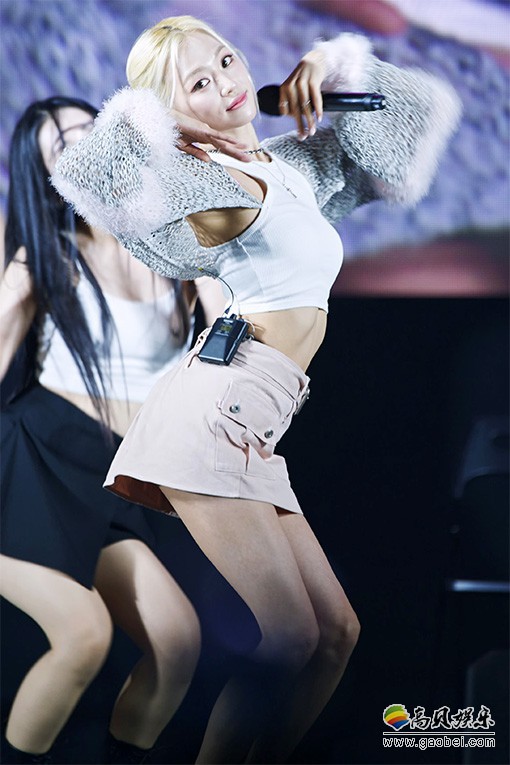 YEEUN 饭拍秀 拍摄日期：20230908【16合集 6.90 GB】