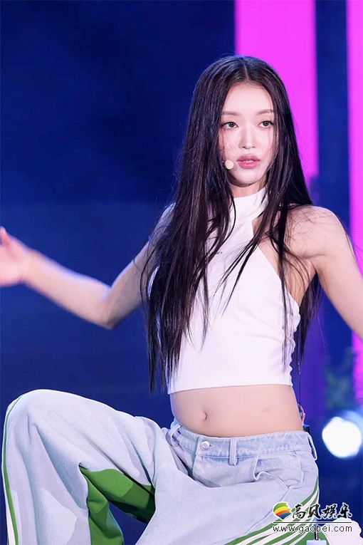 OH MY GIRL 饭拍秀 拍摄日期：20230910【32合集 40.2 GB】