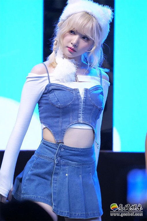 VIVIZ 饭拍秀 拍摄日期：20230915【36合集 25.8 GB】