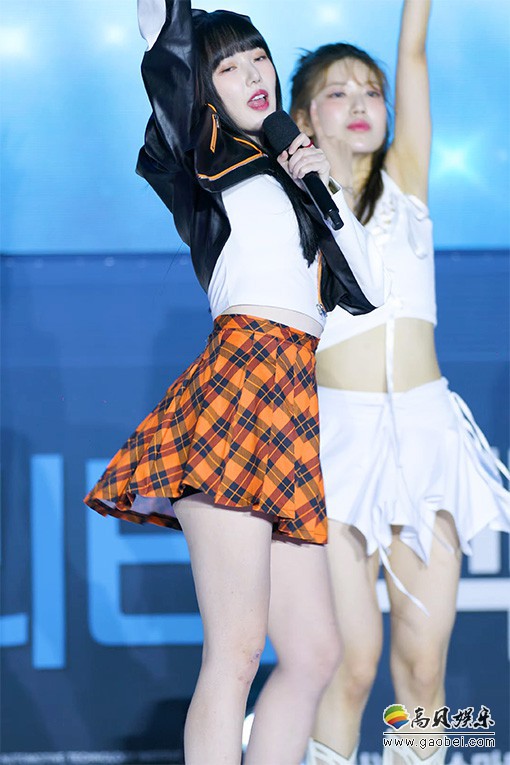 YERIN 饭拍秀 拍摄日期：20231008【4合集 1.96 GB】