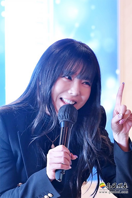 HONG JIN YOUNG 饭拍秀 拍摄日期：20231112【26合集 14.7 GB】