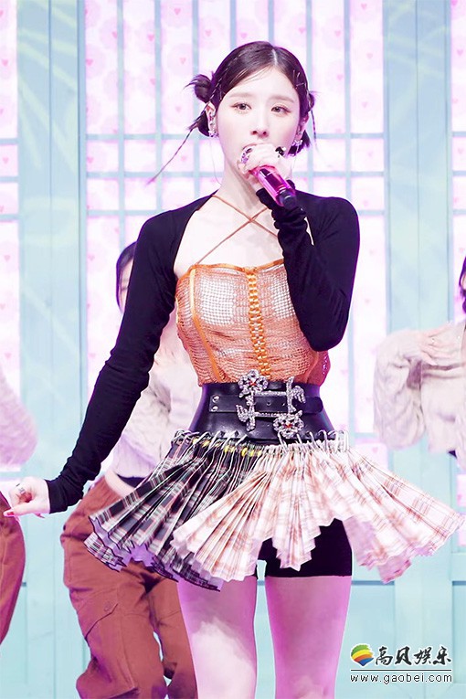 HeeJin 饭拍秀 拍摄日期：20231115【3合集 1.01 GB】