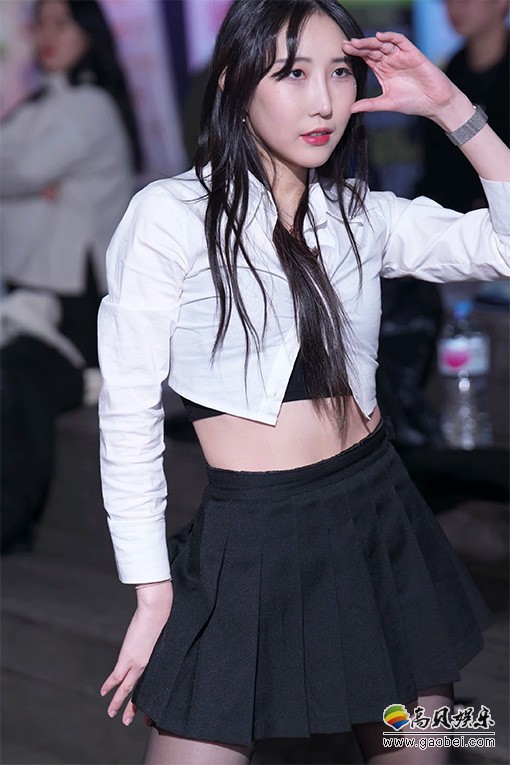 DAZZLING 饭拍秀 拍摄日期：20240204【53合集 19.2 GB】