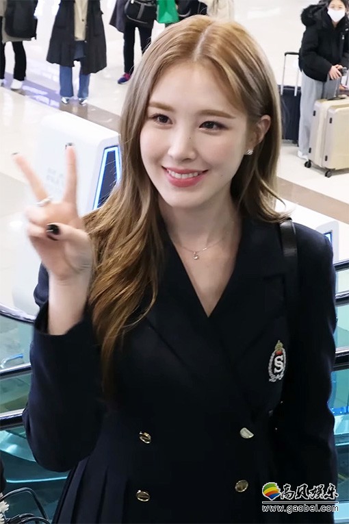 Weeekly 饭拍秀 拍摄日期：20240223【4合集 1.42 GB】