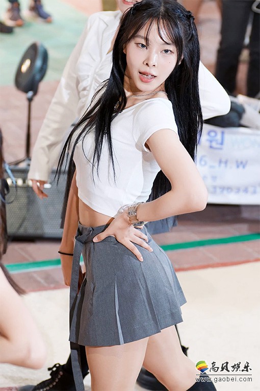 Lady B 饭拍秀 拍摄日期：20240605【46合集 13.9 GB】