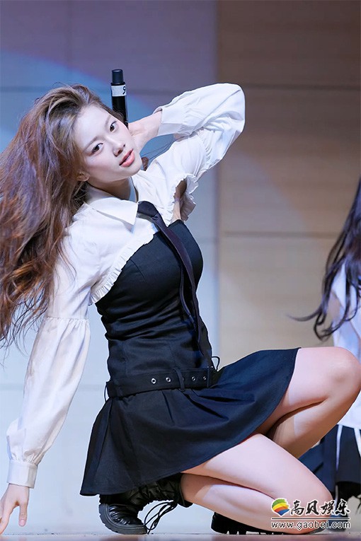 CLASSy 饭拍秀 拍摄日期：20240608【70合集 50.9 GB】