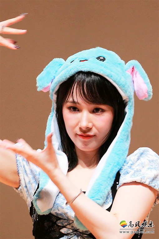 EVERGLOW 饭拍秀 拍摄日期：20240616【13合集 5.88 GB】