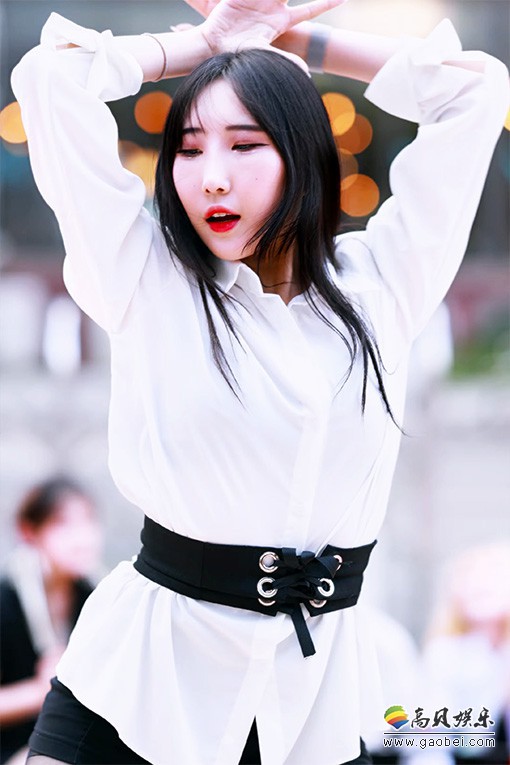 MiNE BLOOM 饭拍秀 拍摄日期：20240618【3合集 827 MB】