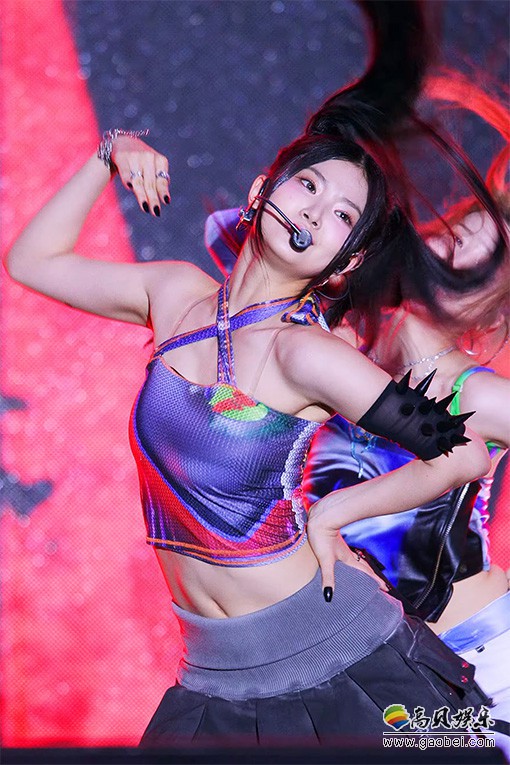 BADVILLAIN 饭拍秀 拍摄日期：20240720【29合集 15.4 GB】