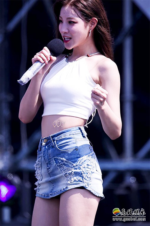 ICHILLIN 饭拍秀 拍摄日期：20240802【43合集 32.2 GB】