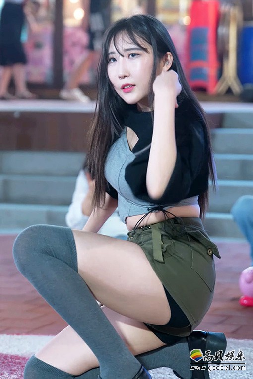 MiNE BLOOM 饭拍秀 拍摄日期：20240824【4合集 1.25 GB】