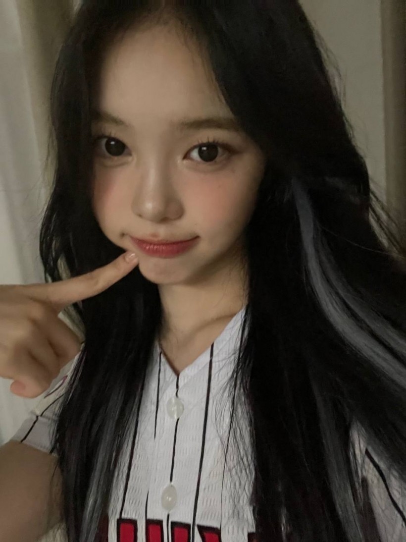 IAN郑伊安是哪家娱乐公司新人女团C位成员?她之前就以什么身份出道? IAN郑伊安是哪家娱乐公司新人女团C位成员?她之前就以什么身份出道?